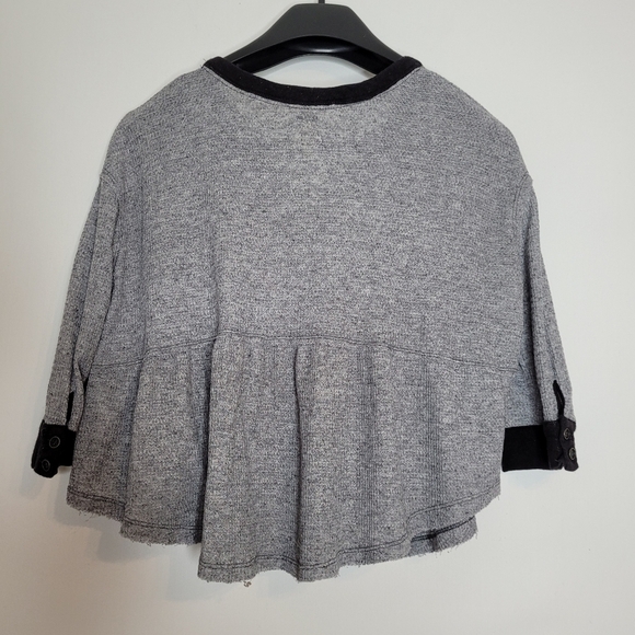 Free People Cropped Gray Thermal - Picture 7 of 11